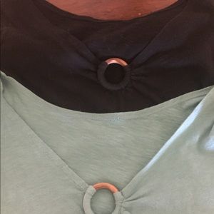 S/2 Black & Blue Top- GAP Small